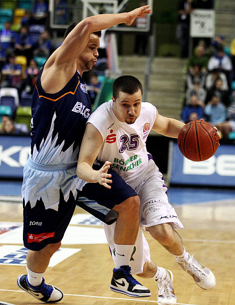 他们打出了 他们打出了